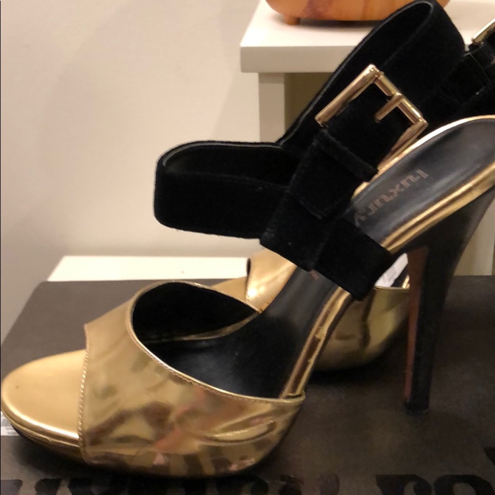 Luxury Rebel Gold/Black Velvet